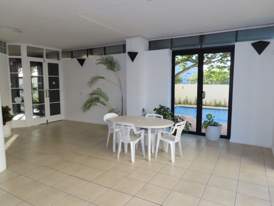 3 Bedroom Property for Sale in Three Anchor Bay Western Cape